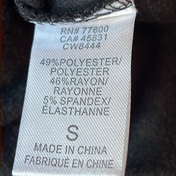 Chasor x Disney Villains Ursula Vixen Black Sweatshirt Women's Size S NWT - Picture 7 of 7